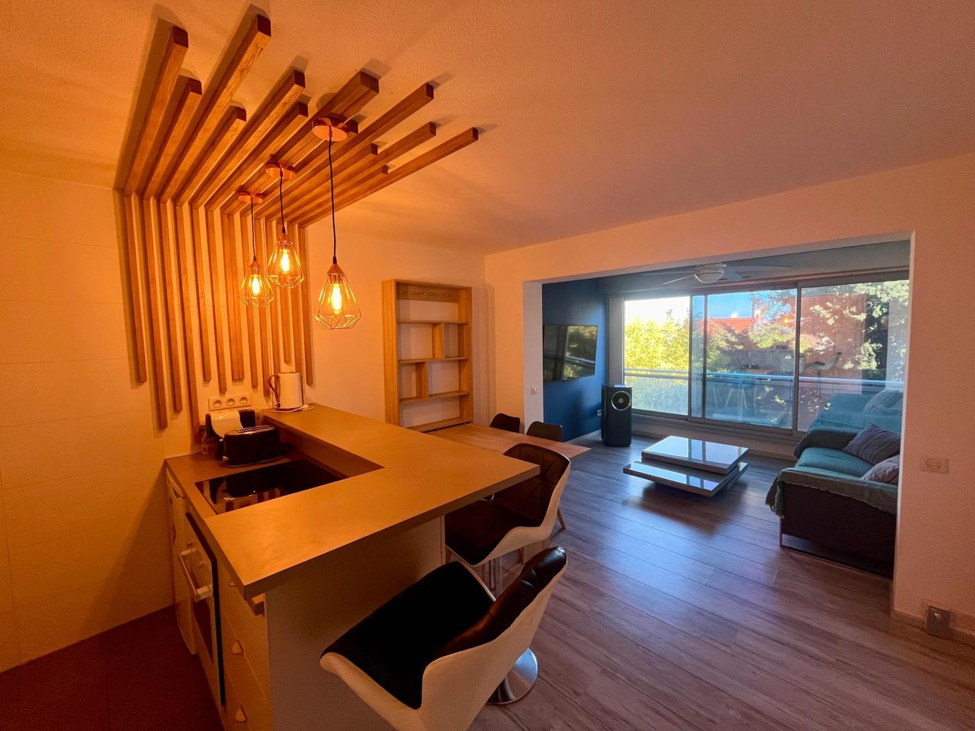 Apt Golfe Juan - 5Min Des Plages - Parking Privee - Piscine Rooftop Валорис Екстериор снимка